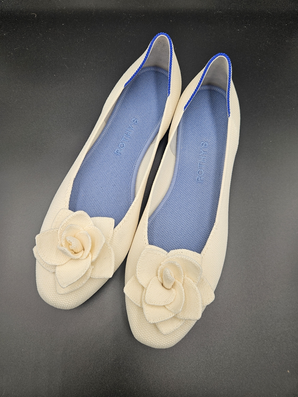 Rothy’s Cream Knit Flats w/ Floral Applique Blue Insole Size 11 Breathable Soft - Picture 2 of 7